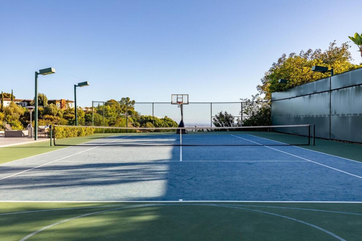 Сasa de vacaciones Mid Century Modern In Trousdale With Tennis Los Ángeles